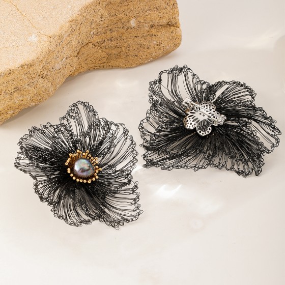 Gothic Crocheted Copper Wire Floral Brooch – Premium